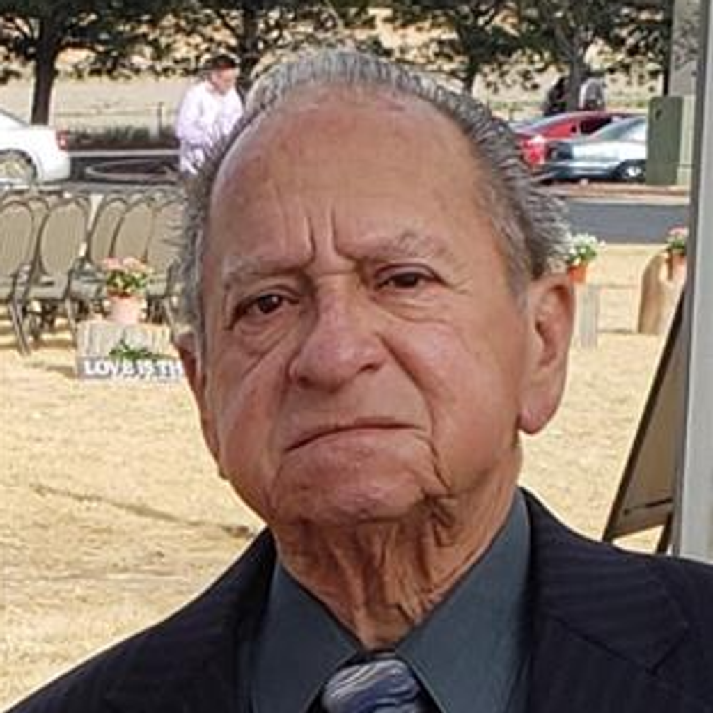 Luis Humberto Peniche, Sr