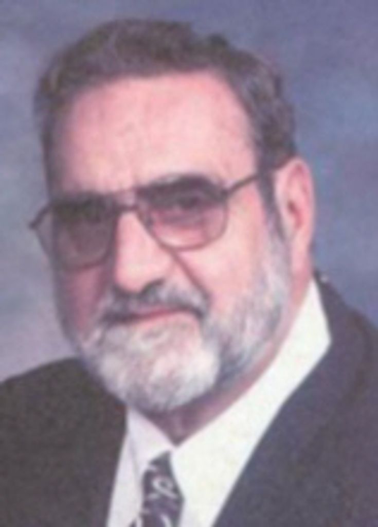 Richard W Vanderhyden