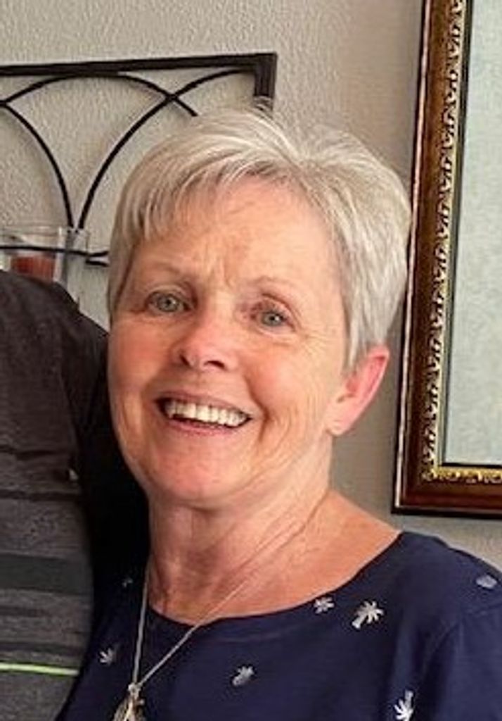 Barbara "Babs" Crammond