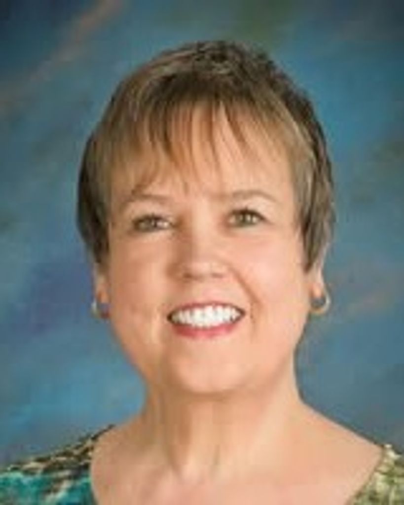 Donna Elaine Spade