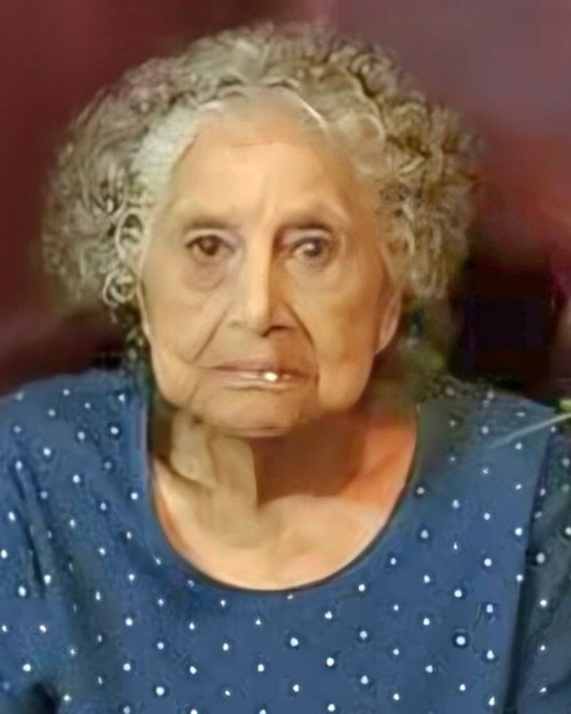 Esperanza Gutierrez Profile Photo