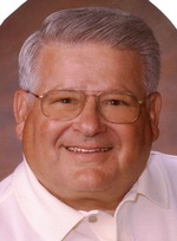 Robert "Bob" Lauser
