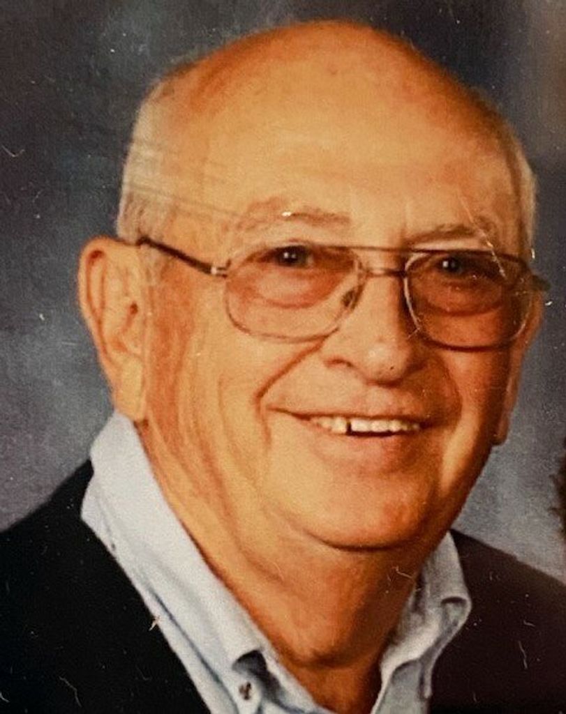 LeRoy Cliff