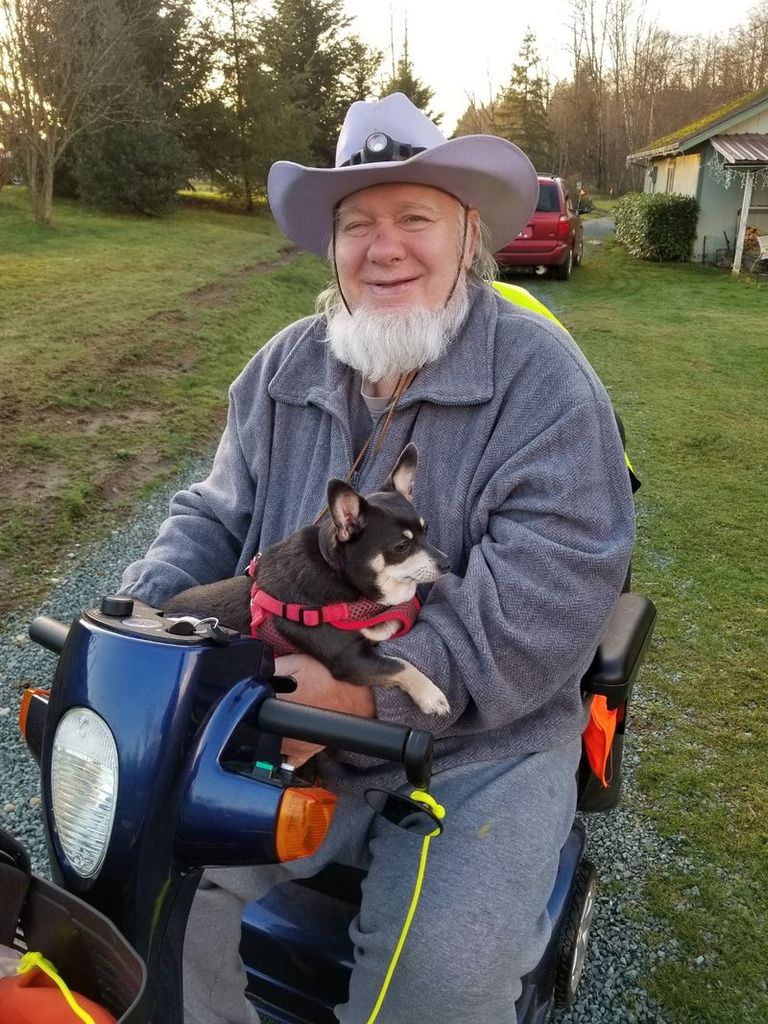 Lin Leon Holdeman Profile Photo