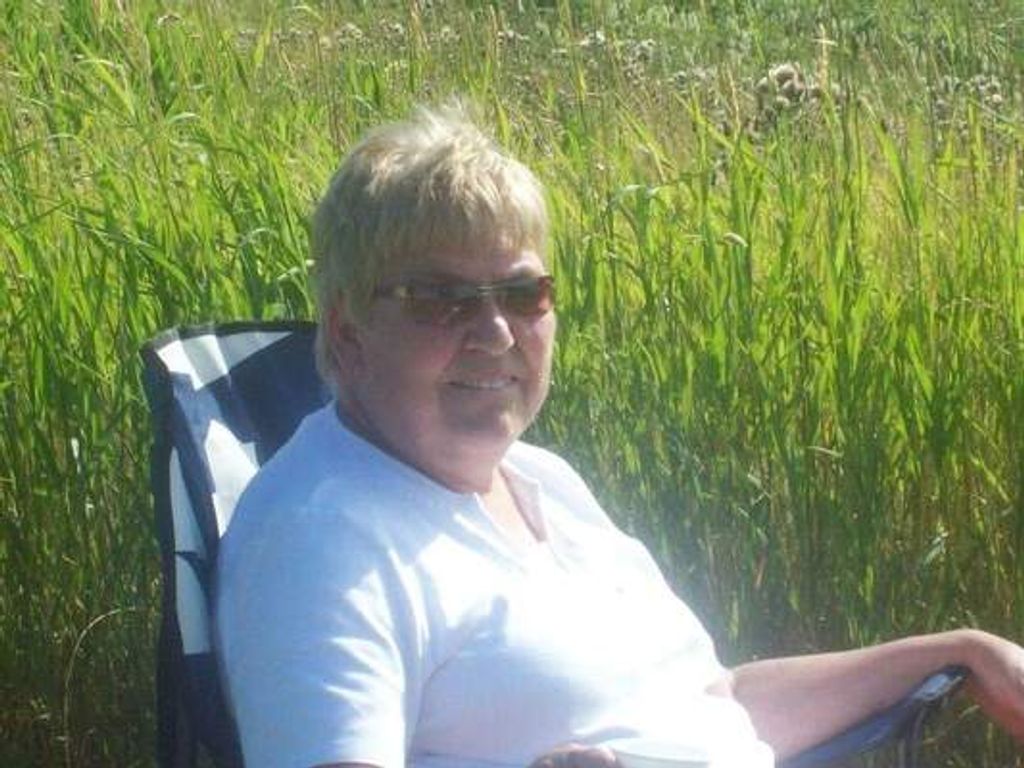 Catherine Coombs Profile Photo