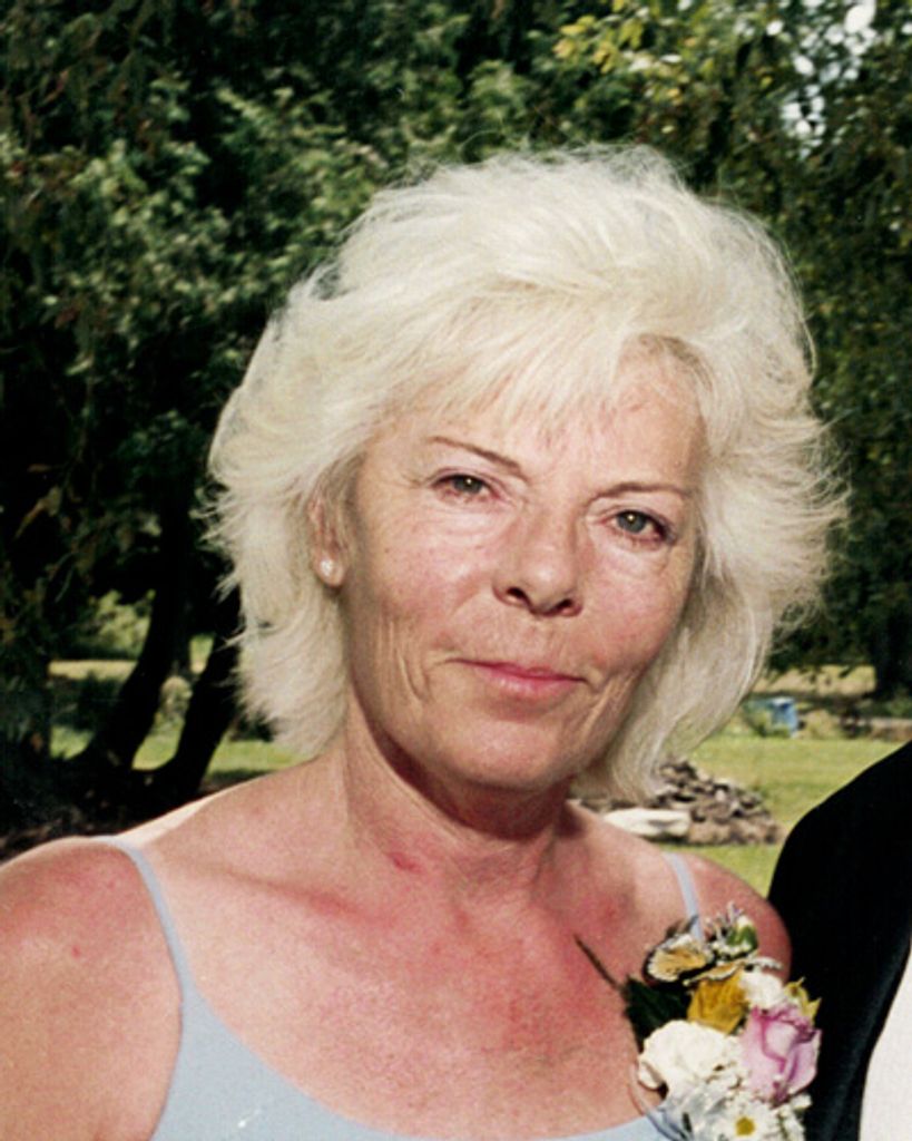 Dora Knorr