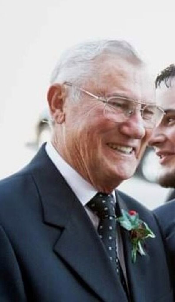 Charles Elders Profile Photo