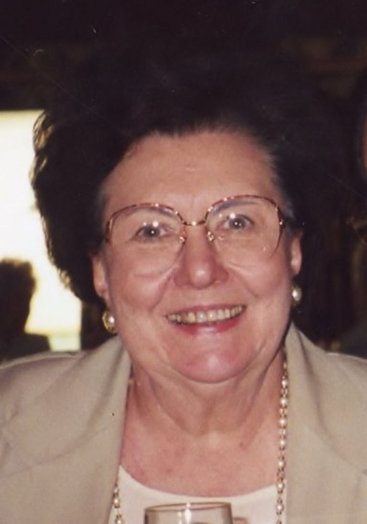 Joan  E. Mcvean