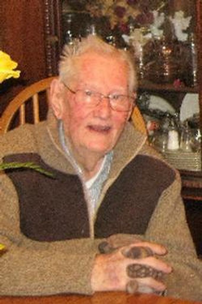 Marion W Lewis
