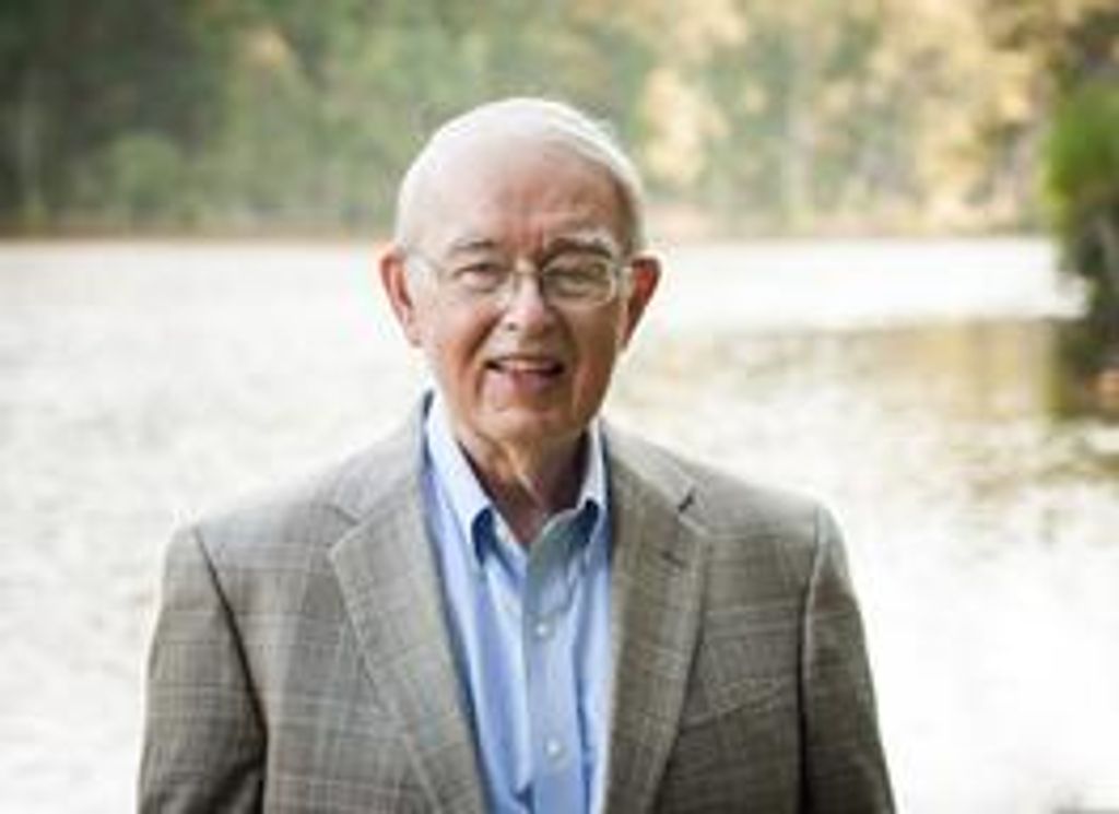 Robert Hall Profile Photo