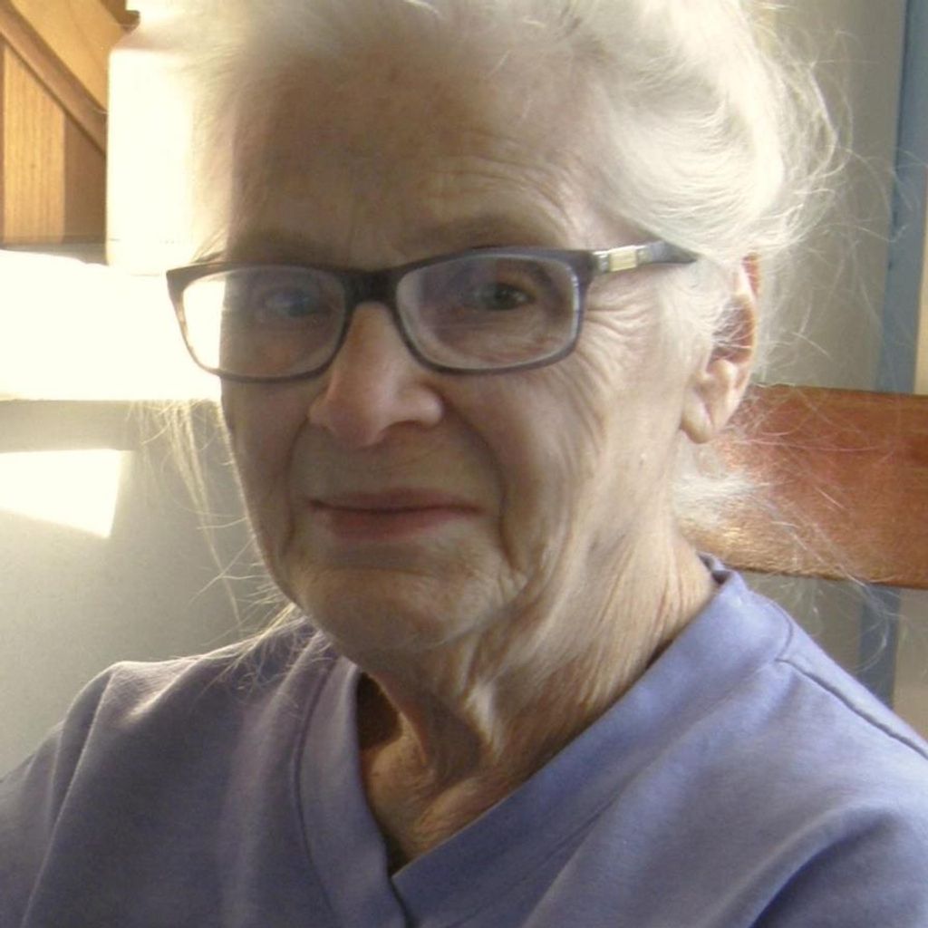 Doris (Stanhope) Field Profile Photo