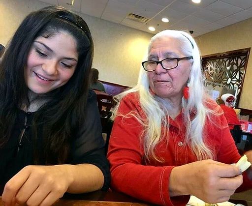 Yolanda C. Gonzalez photo gallery thumbnail 265 of 357
