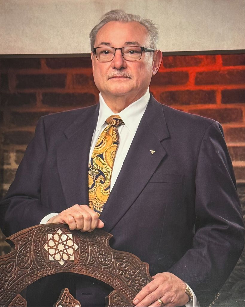 Earl Q Parrott, M.D. Profile Photo