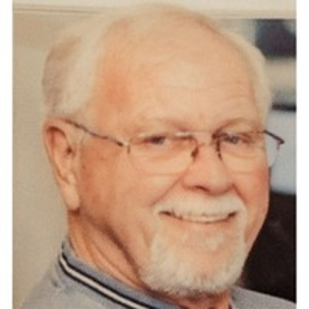 Michael Francis Schmidt Profile Photo