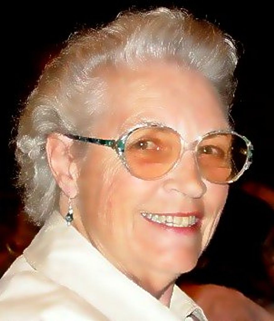 Myrna Laug
