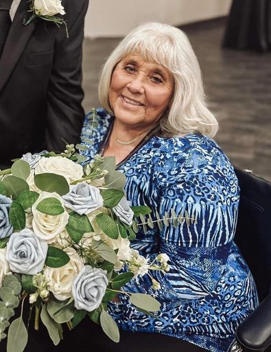 Etta Mae Russell's obituary image