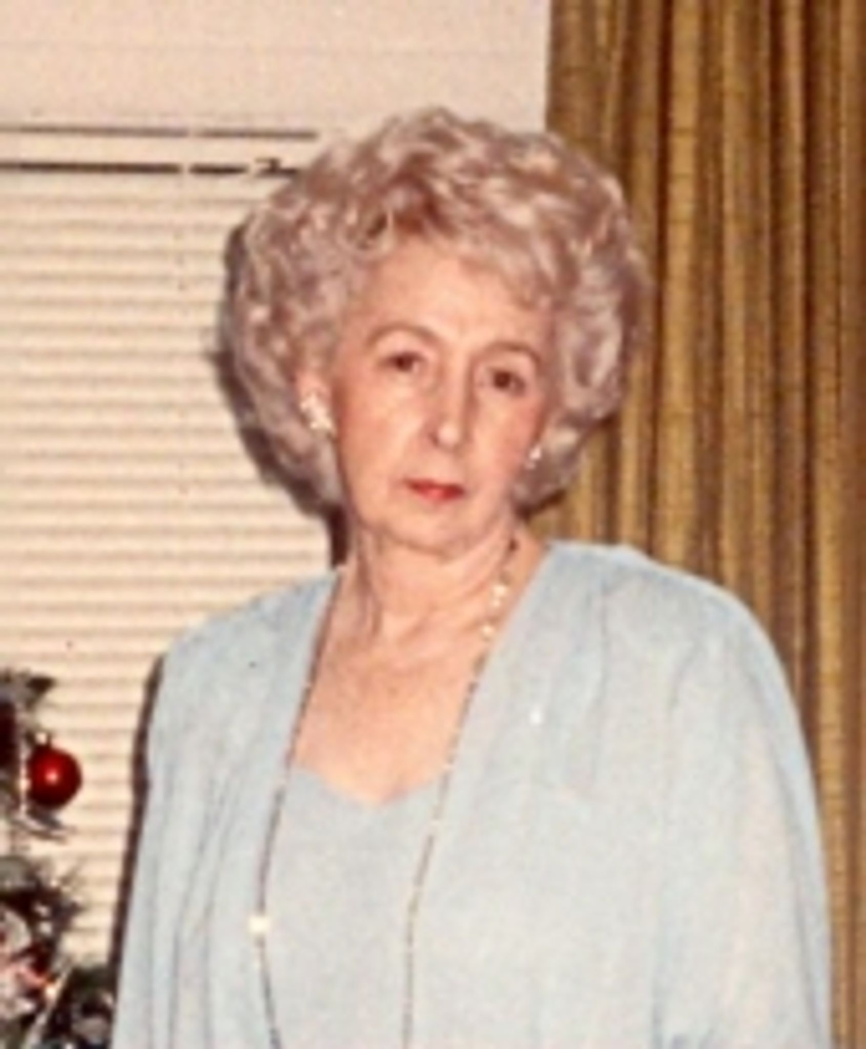 Marjorie W Saunders photo gallery image 1 of 1