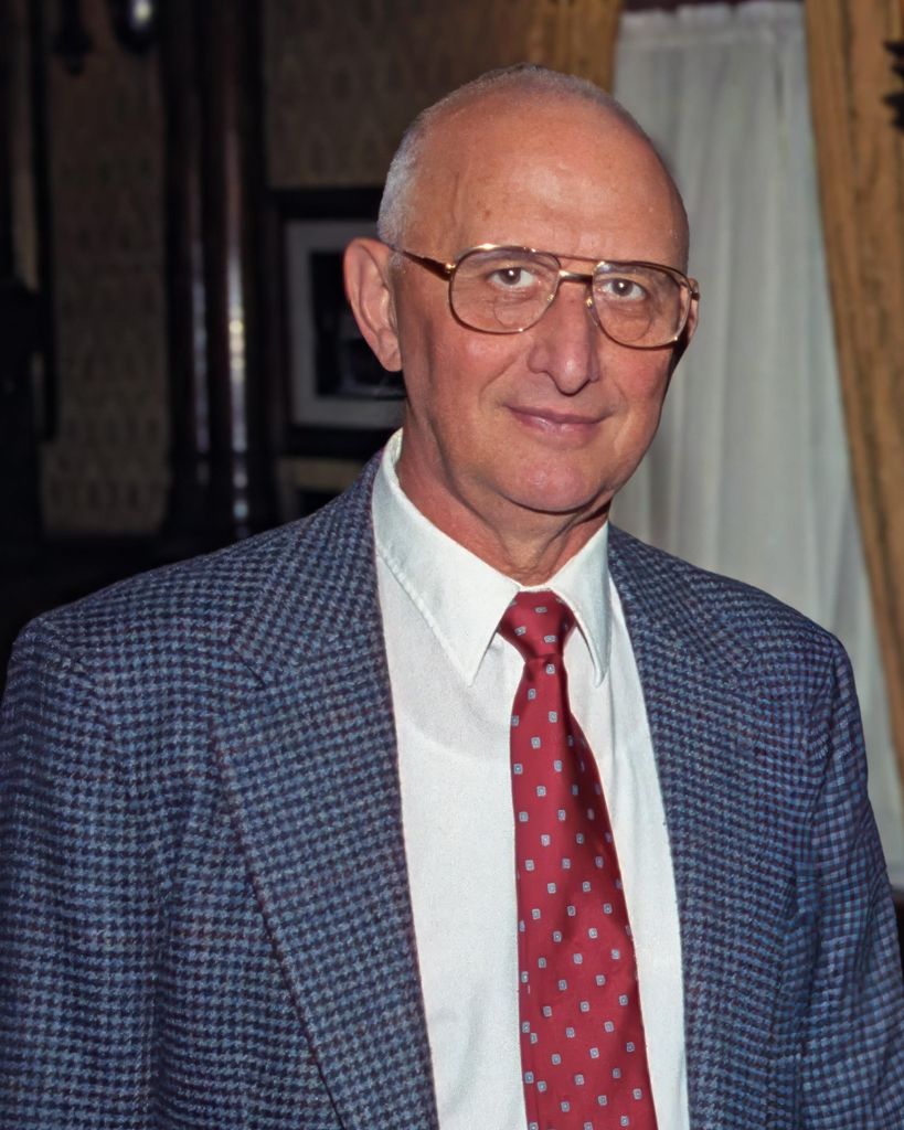 Robert Earl Launhardt