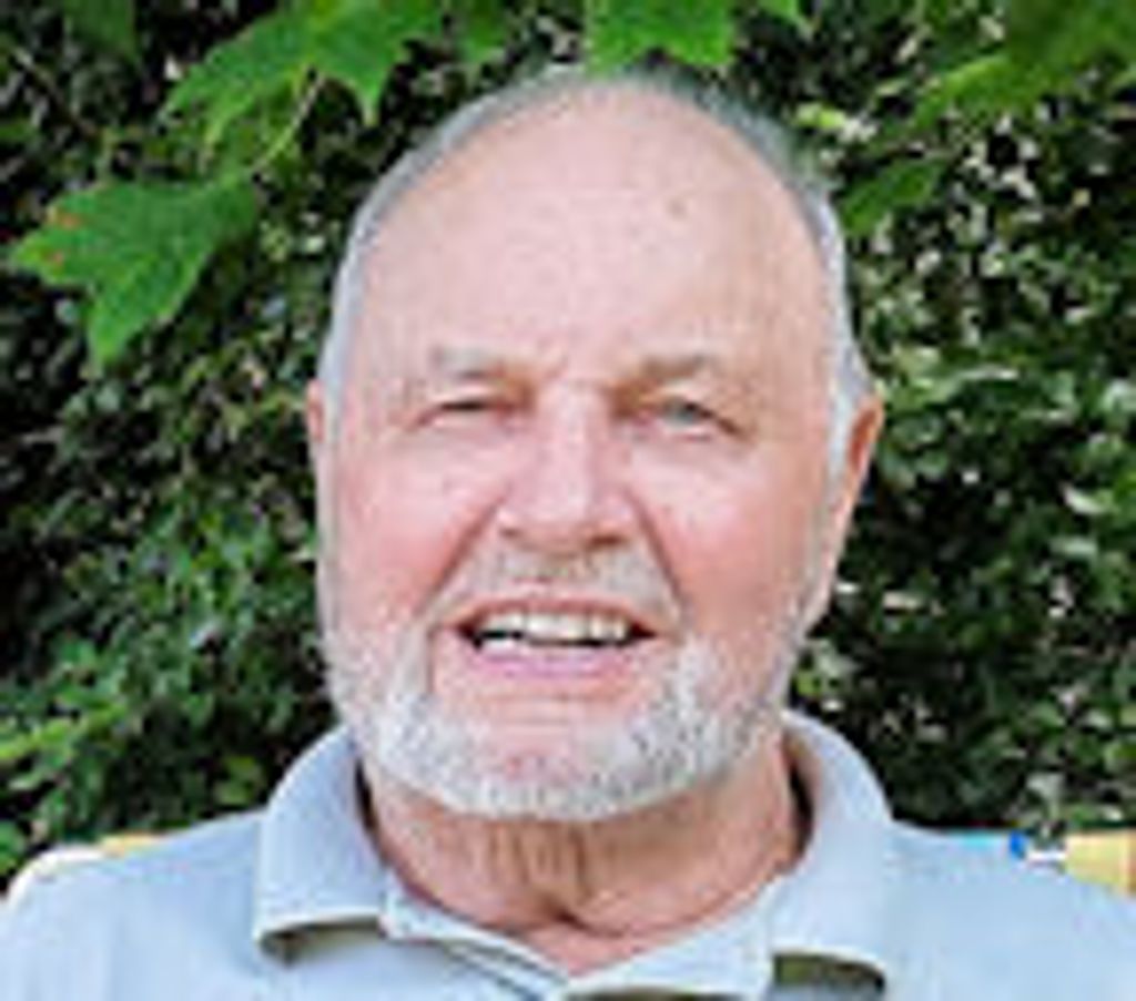 Elwyn E. "Buck" Ray Profile Photo