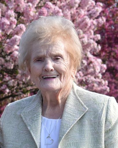 Evelyn Arnum's obituary image