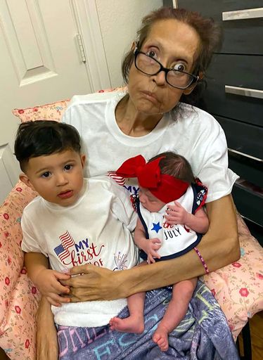 Irma Ayala photo gallery thumbnail 126 of 141