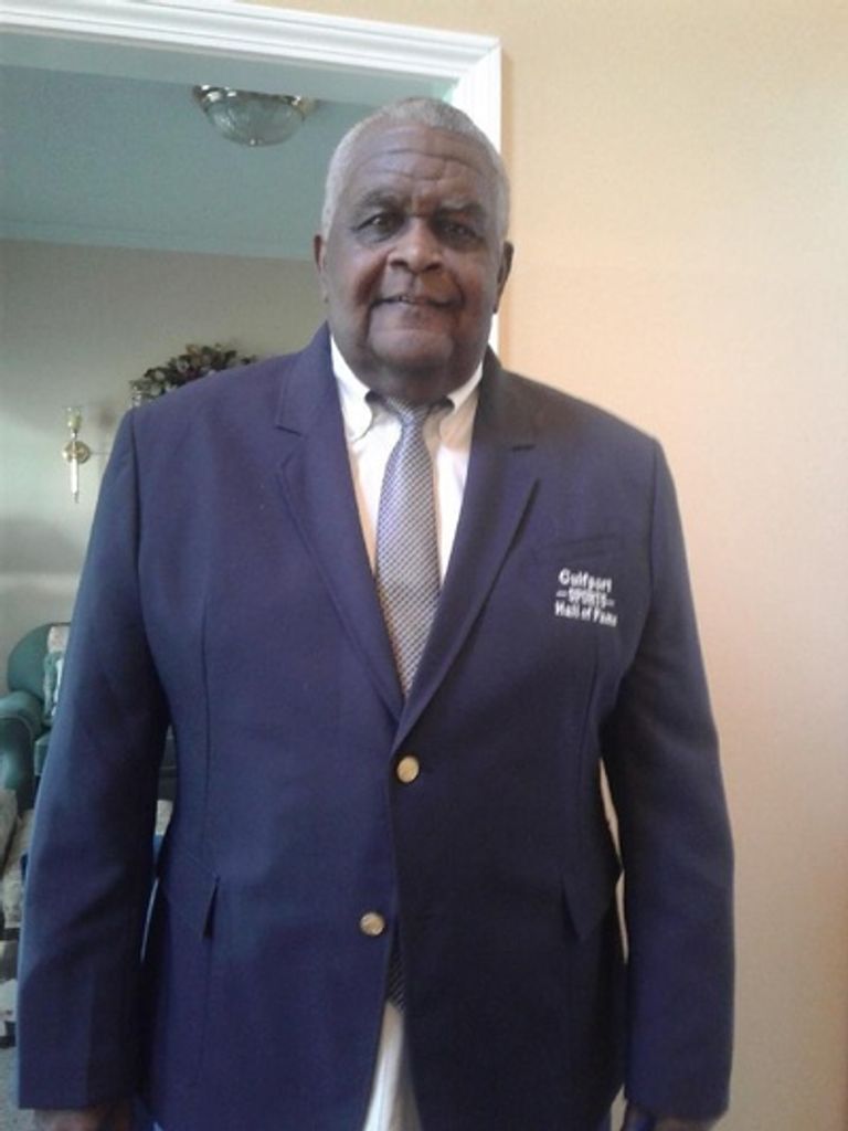 Donald Evans Profile Photo