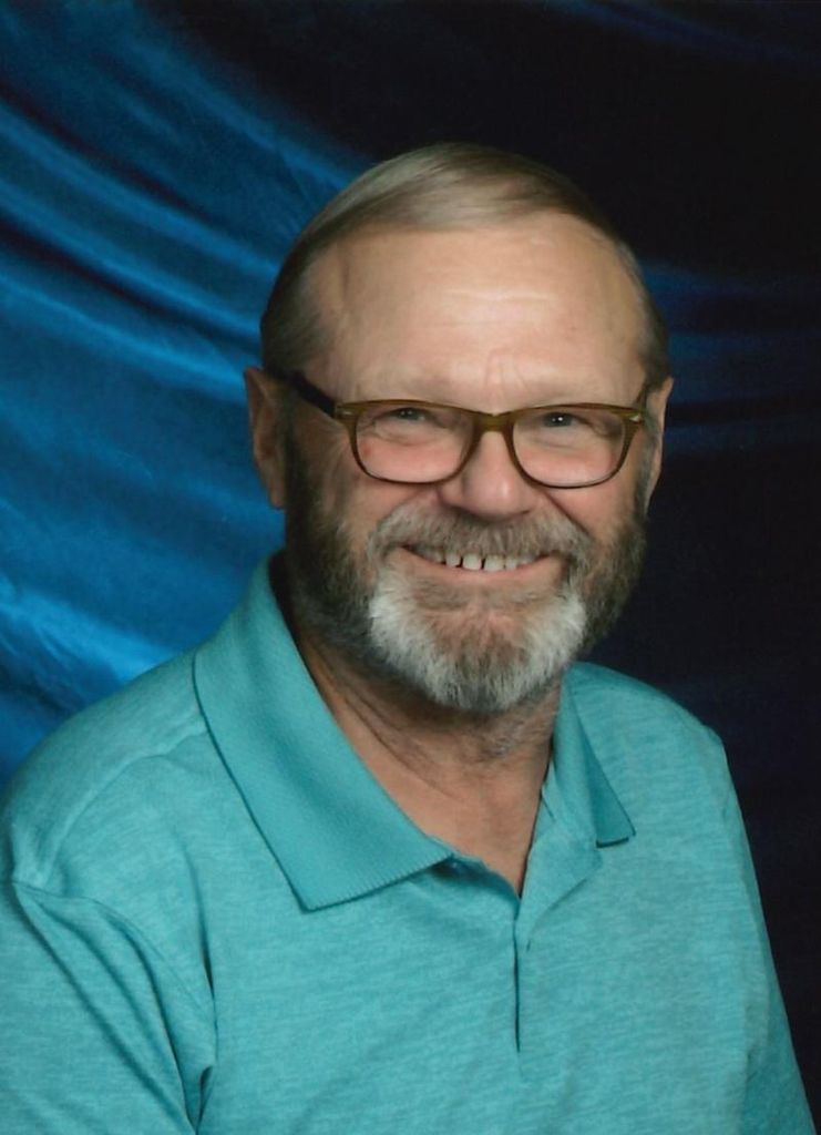 Romaine "Bo" Rezac Profile Photo