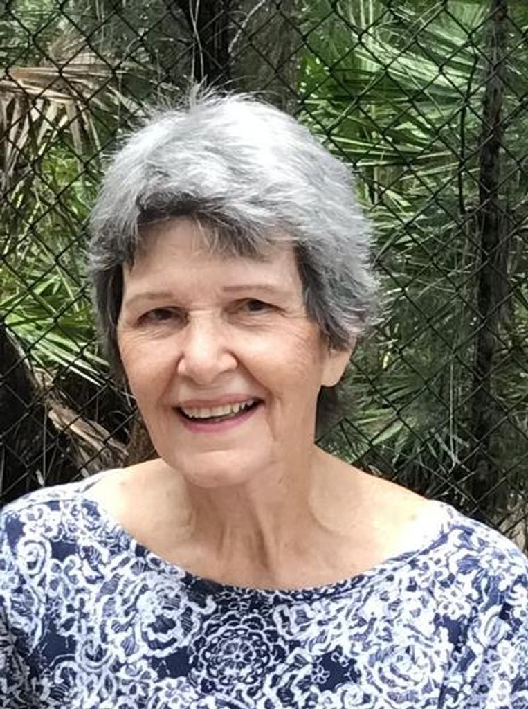 Olive Dawn Davis Profile Photo