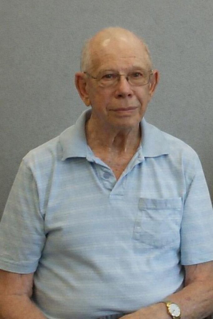 Alvin R Snyder