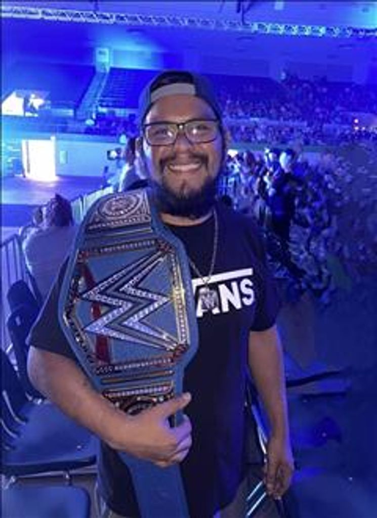Juan Manuel Vasquez Profile Photo