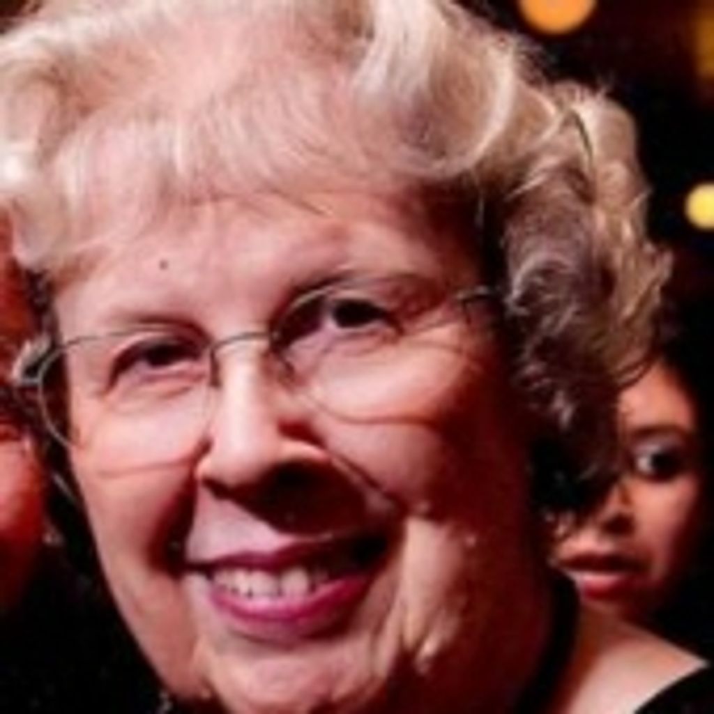 Lillian T. Putar