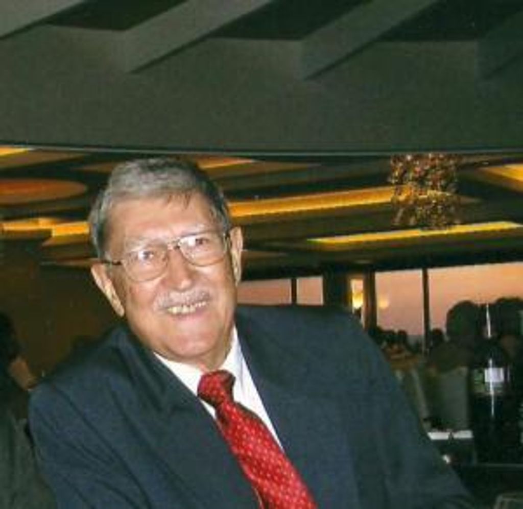 Mr.    Larry B. Harder