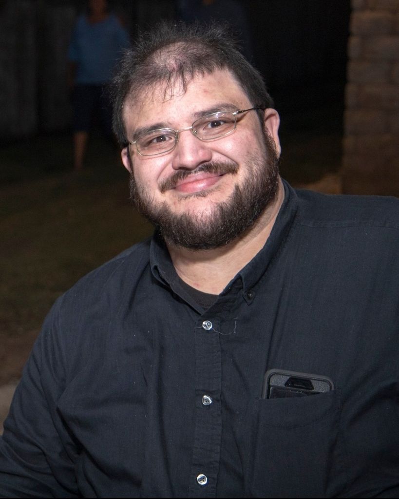 Frank Omar Flores Profile Photo