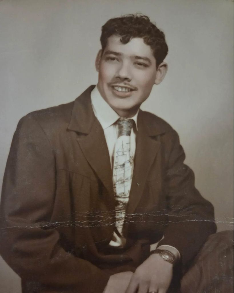 Arturo Leal Profile Photo