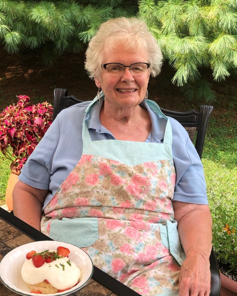 Rose Marie Kopyar Profile Photo