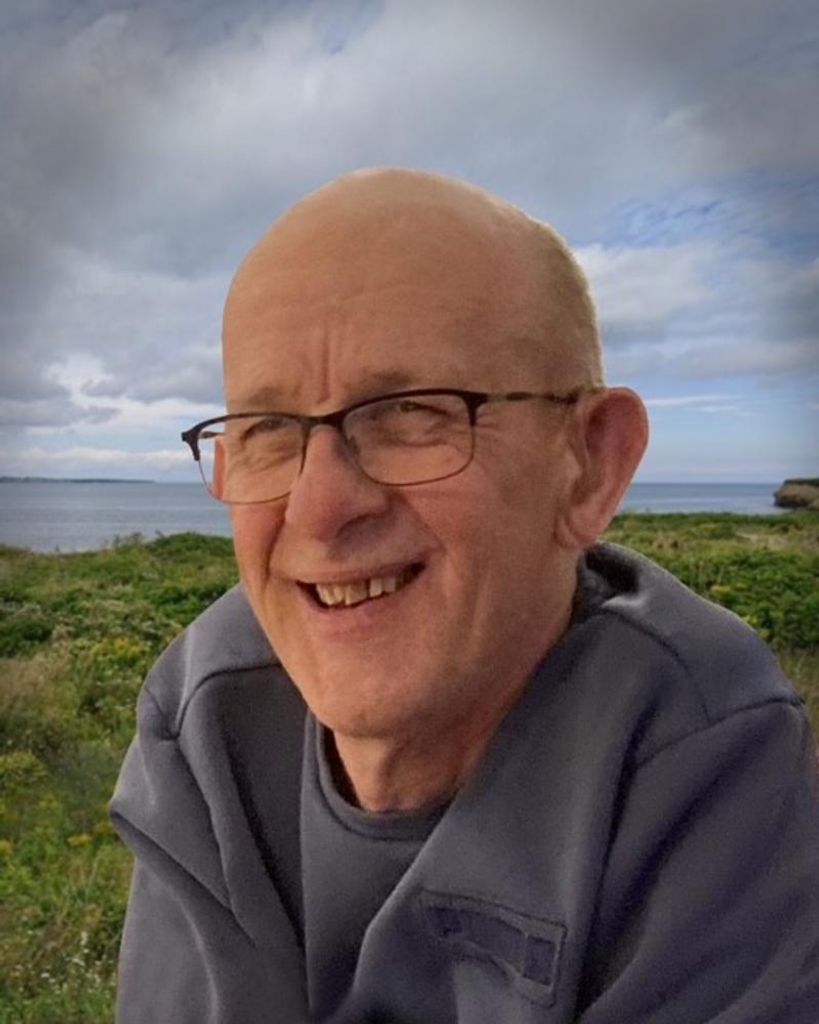 Robert Barry Macleod Profile Photo