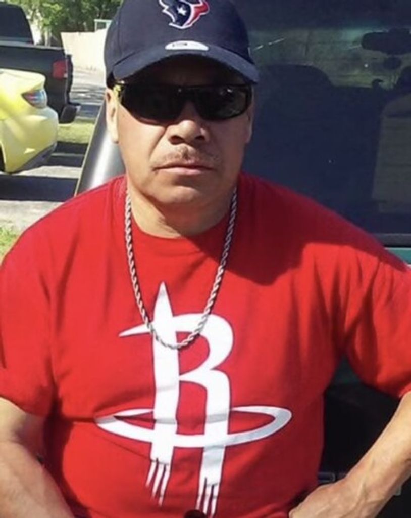 Louis Carrillo Iii Profile Photo