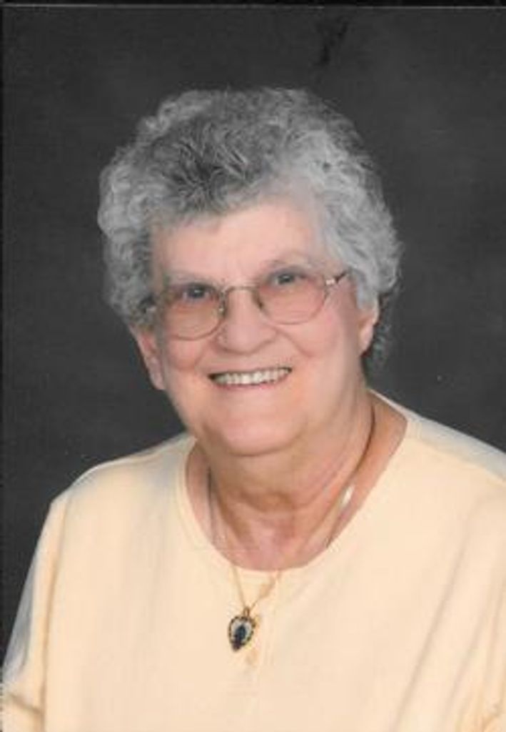 Betty Lou Moore Profile Photo