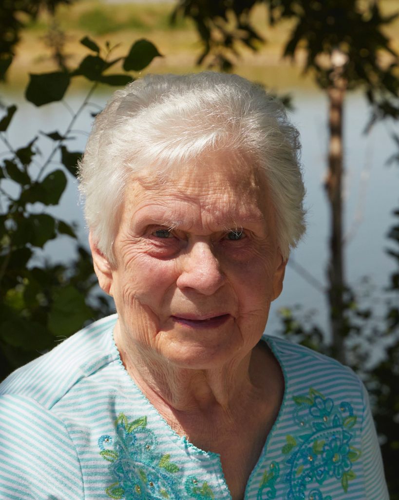 Elinor Alice Iverson Schulkins