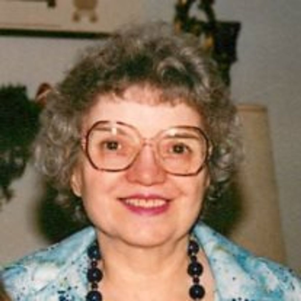 Louise Betti Profile Photo