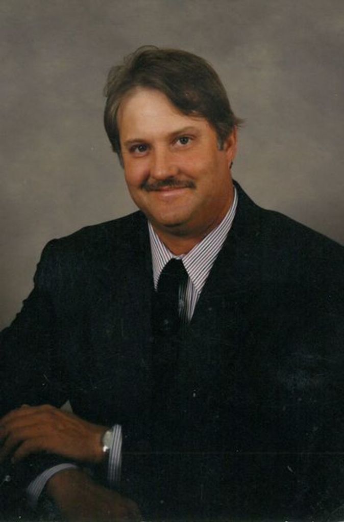 Michael Wade Moore Profile Photo