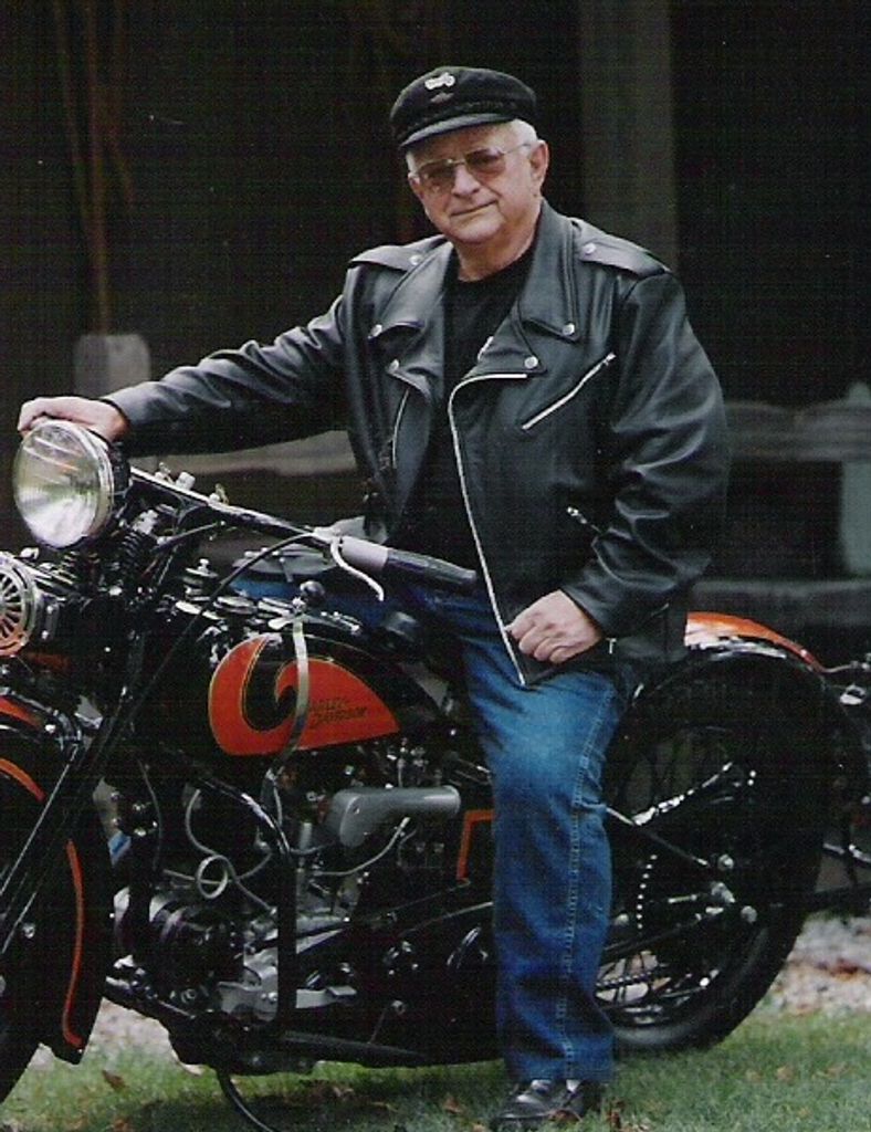 Robert L. "Bob" Giesken