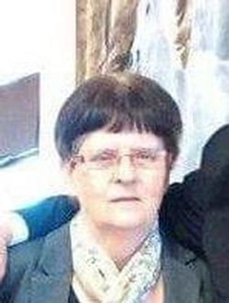 Maxine Hunt Profile Photo