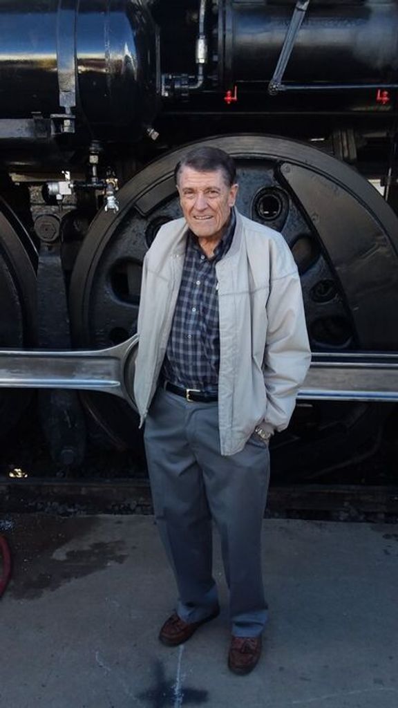 John D Bond Profile Photo