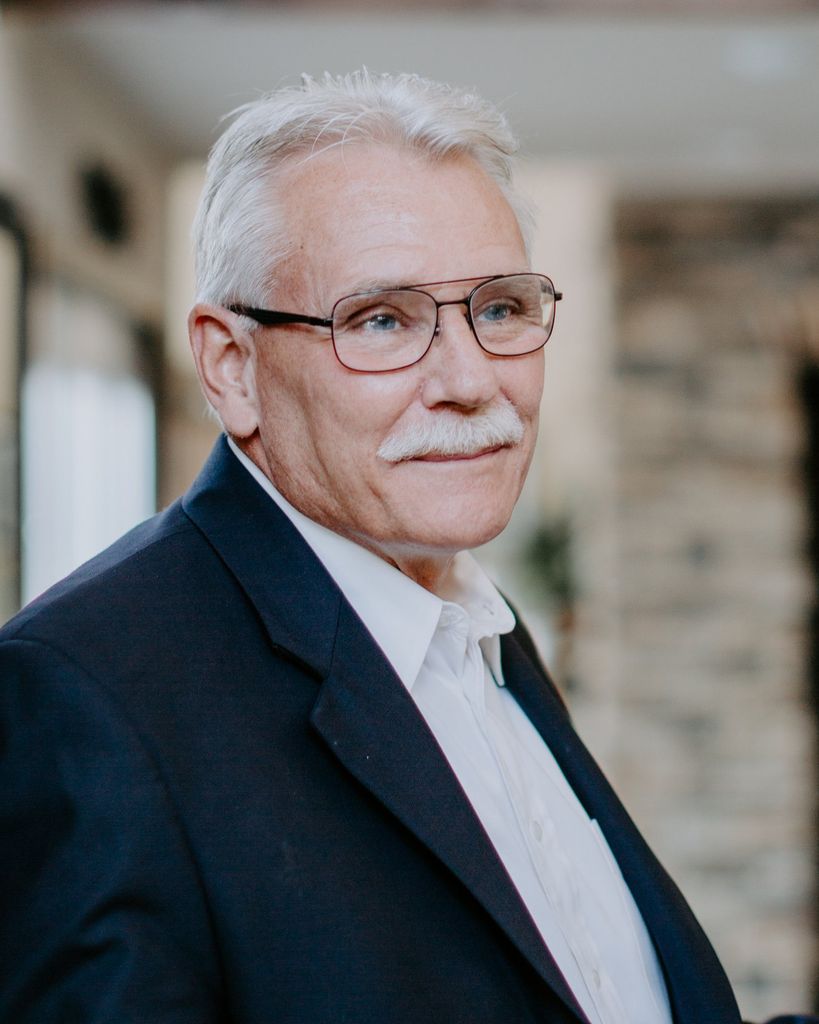 Thomas Richard Sullivan Profile Photo