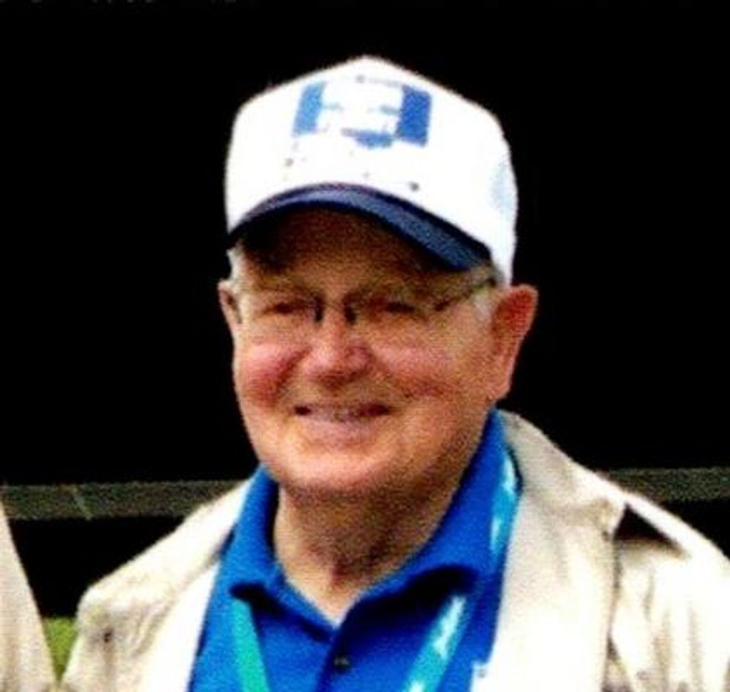 Willard C Grablander Profile Photo