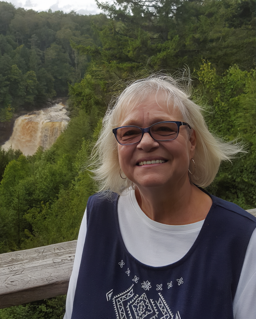 Teresa Simmons Profile Photo