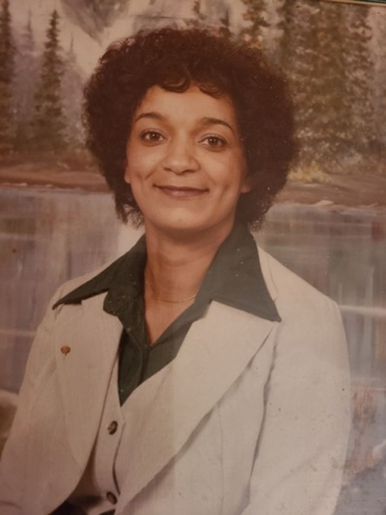 Elizabeth M Hart Profile Photo