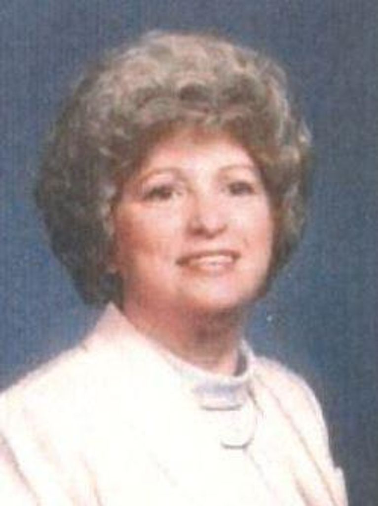 Iona Hull-Moyer Profile Photo