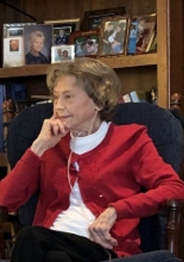 Elsie (Nee Canfield) Byrum